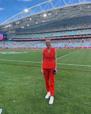 Marlee Silva Instagram - How lucky am I to have been embraced with open arms by the @nrlonnine fam 🙌🏽 unbelievable season and an incredible experience I’m so grateful for. I’ve learned so much and I can’t wait to go again! 

Can’t thank my amazing colleagues enough for all their support 🤍

How good is women’s footy 🤩