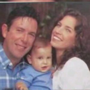 Marlene Maseda Instagram - Feliz cumpleaños mi Christian amado @christian.mataig
Un día como hoy llegaste para llenarme del amor más sublime e incondicional que conozco, eres un hijo noble que me ha acompañado en mis procesos de crecimiento!!! Cada segundo, cada día, cada mes y cada año invertido en ti velando por tu salud, tu bienestar y felicidad han sido una gran bendición!!

Eres mi director de cine favorito ❤️ sigue adelante hijo y cree en ti mismo que Dios se encarga del resto!!!

Te amo y gracias por ser mi hijo, gracias por ser mi hijo,  lo único que quiero es tu felicidad y estar contigo hoy 
Dios te bendiga.
