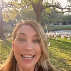Marlene Maseda Instagram - Te invito a unirte a una clase GRATUITA. Escribe RIQUEZA y te envío toda la información.