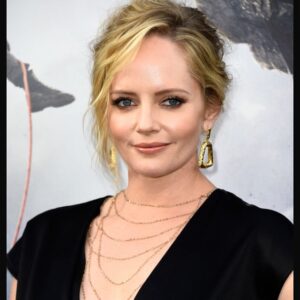 Marley Shelton Instagram - Final look for the L.A. Premiere of #SanAndreas.  Best glam team in the biz #MonicaBlunder #daveynewkirk #jessicapaster