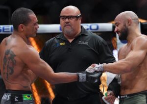 Marlon Moraes Instagram - Sem conversa mole foi Feliz Parabens pela vitória @sheymonmoraes!!!
2023 chegando vamos resolver esse confronto 1-1 
No Bullshit Congrats to my opponent, hats off to him. I’m not happy let’s settle 1-1 perfect time to do it

MoraesvsMoraes3 april?
@pflmma 
@sugarraysefo