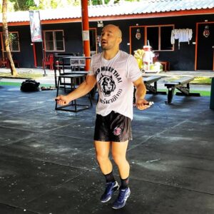 Marlon Moraes Instagram - Estaremos mais prontos que nunca! 
We will be Ready 🚀
Thank you @tigermuaythai @johnboyboxing for all support