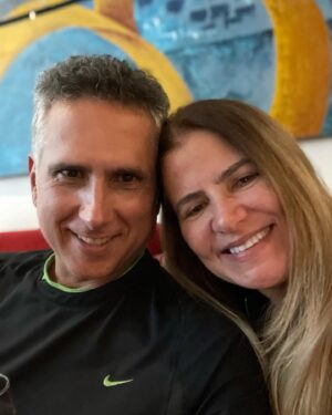 Marlon Moreno Instagram - Deseo que hayas pasado un día maravilloso mi amor, feliz cumpleaños @fabibotero Te adoro.