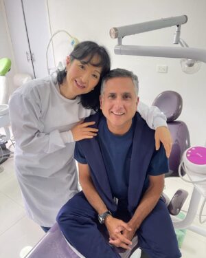Marlon Moreno Instagram - Cuando se presenta una urgencia dental siempre tengo la tranquilidad de contar con la mejor @dra.jhoincha 
Gracias Jhoin