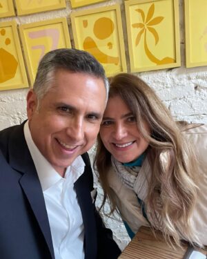 Marlon Moreno Instagram - Deseo que hayas pasado un día maravilloso mi amor, feliz cumpleaños @fabibotero Te adoro.