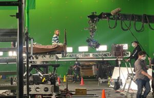 Marlow Barkley Instagram - Slumberland #bts- 
The Bed Walk. 🛏️

It took a mechanical bed, 4 green men and a track system in a swimming pool to shoot this iconic scene. All of it was a total blast!

#onlyonnetflix