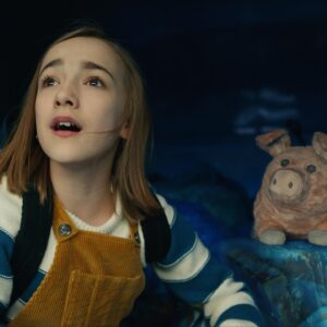 Marlow Barkley Instagram - Not gonna lie, Pig is in the running for the best costar I’ve ever worked with. 

#iconicduo
#bestfriends
#nemoandpig 
#slumberland