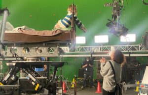 Marlow Barkley Instagram - Slumberland #bts- 
The Bed Walk. 🛏️

It took a mechanical bed, 4 green men and a track system in a swimming pool to shoot this iconic scene. All of it was a total blast!

#onlyonnetflix