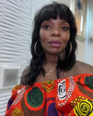Marsha Stephanie Blake Instagram - Wig on/wig off

#workingontheweekend #dreamjob