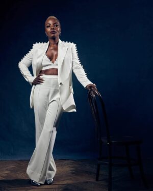 Marsha Stephanie Blake Instagram - Still can’t get over her. 

⚡️⚡️And by “her” I mean this suit⚡️⚡️

photographed at the L.A. Times Photo Studio during the 2022 Toronto International Film Festival.(Kent Nishimura / Los Angeles Times)