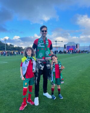 Marta Andrino Instagram - O Euro começou para Portugal 🇵🇹🙌🏼♥️

Boraaaaaaaaaaaaa #euro2024 #portugal #futebol #bola