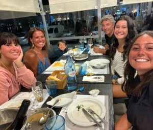 Marta Aragão Pinto Instagram - Onde vai um vão todos. #celebratinglife