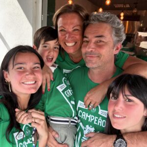 Marta Aragão Pinto Instagram - Onde vai um vão todos.
#celebratinglife