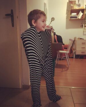 Marta Dancingerová Instagram - Můj kluk v mých teplácích #málostačíkeštěstí