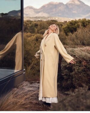 Marta Dusseldorp Instagram - Tasmania makes you feel like this!

@womensweeklymag