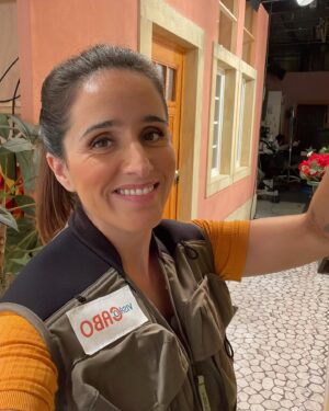 Marta Fernandes Instagram - Foi uma alegria! O episódio n°8 da série “A Casa de Aurora” em que eu participei já está disponível na @opto.sic. Obrigada a todo o elenco e equipa que me receberam com muita consideração e boa disposição. Foi de recordar. 
#atriz #tv #série #act #humor #sic