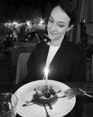 Marta Gastini Instagram - Si, era qualche giorno fa… ma sono 33 e mi va di festeggiare ancora un po’ 🎉😅
