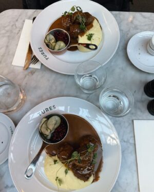 Martin Björk Instagram - 10 härliga moments från April. Vilket är ditt bästa Aprilminne?😍

1. Stella nattar med pappa för första gången
2. Barnfri lunch i Stockholm
3. Första vårvärmen kom till Åre
4. Ungarna slocknar som vanligt i bilen
5. Utekväll med bästis o hans son
6. Fabbe åkte högst upp på Åreskutan 
7. Stella fick hänga på i ryggsäcken
8. Hjälmprovning för cykelsäsongen
9. 24h event på båt
10. Jag o drottning Silvia