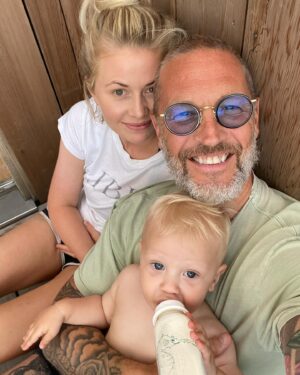 Martin Björk Instagram - Älskade Fabian. Nu är det på dagen 5 år sen du kom in i vårt liv. Inte en lugn stund har vi haft sen dess. Du är en riktig glädjespridare som ständigt söker nya äventyr. Grattis på födelsedagen. Mamma, pappa o Stella älskar dig🎉❤️