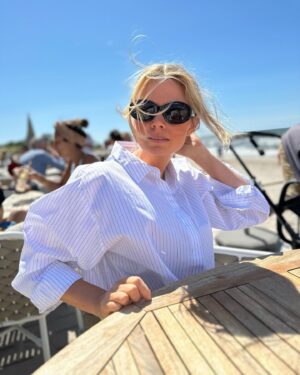 Martin Björk Instagram - Glimtar tillbaka på sommaren o konstaterar att så dåligt väder va det väl inte?🌞