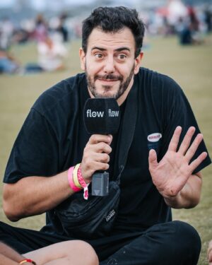 Martín Garabal Instagram - El último mes:
1. Envidiosa, próximamente por Netflix
2. Martín Movilero en el Lollapalooza 
3. Haciendo @edicionespecial__ 
4. Un retrato de @malenafradkin 
5. Un retrato de @boscology