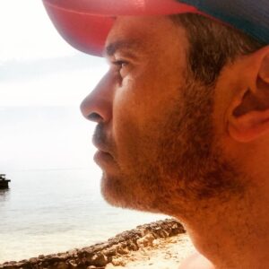 Martín Karpan Instagram - Cuando el cielo se funde con el mar...como no admirarlos?...como no dejar que mis pensamientos vuelen hacia la línea imaginaria?. 👁👁 @casa_cordoba
