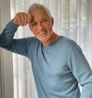 Martin Kemp Instagram - This Easter check out my MJK edit @sainsburys  @union_works_clothing @tuclothing 
Some brilliant stuff there. I tried some on at home to give you an idea… check these out! 
Personally I’m in love with the Harrington jacket! @shirliekemp loves the blue jumper
Tell me your fav… Mx

Available to shop at Tu.co.uk or in selected Sainsburys stores