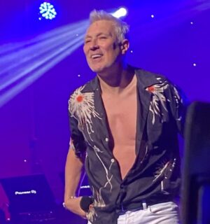 Martin Kemp Instagram - Back to the 80s coming to Northern Ireland this Saturday night !!! Are you already!!!
Newry… The Bank Complex!!!
See ya there