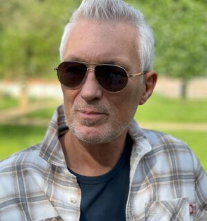 Martin Kemp Instagram - This Easter check out my MJK edit @sainsburys  @union_works_clothing @tuclothing 
Some brilliant stuff there. I tried some on at home to give you an idea… check these out! 
Personally I’m in love with the Harrington jacket! @shirliekemp loves the blue jumper
Tell me your fav… Mx

Available to shop at Tu.co.uk or in selected Sainsburys stores