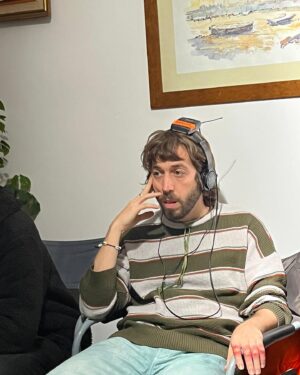 Martín Piroyansky Instagram - Se terminó el rodaje de la segunda de Porno y helado. Saqué muy pocas fotos pero encontré estas que funcionan como un pequeño resumen. Acabo de volver a bs as y ya los extraño a todos. Fue una paliza como nunca. Hasta me golpearon con la cámara y me dejaron un ojo en compota. Pero todo el tiempo fui feliz de poder filmar estas estupideces gigantes con el equipo más hermoso y talentoso.