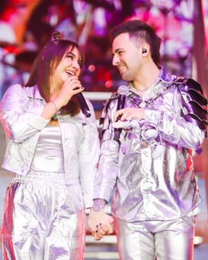 Martín Ricca Instagram - Gracias Queretaro por tanto amor… 
Otra noche mágica con @2000sxsiempre 

📸 @soy_alanhdez 

#martinricca #martinriccaenmexico #2000sxsiempre #boboproducciones #querétaro #gira #show #concierto #musica #vida #sueños #fans #publicoincreible #gracias #mexico🇲🇽 #argebtina🇦🇷