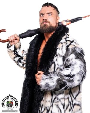 Martin Scurll Instagram - Am feeling a lot of feelings this weekend. Constantly seeking that inner peace. Remembering to practice gratitude daily. Thankful for all of you! 

How are you doing this weekend? ☔️

📸: @rudosphoto