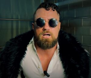 Martin Scurll Instagram - On my way home from a fun weekend wrestling in Canada 🇨🇦

Next stop is Mexico 🇲🇽 for AAA.

As I reflect on myself as of late, I feel as if I’m on another level right now in the ring, better than I’ve ever been, and hitting my prime. Some will say that’s big headed but I’m going to call it confidence 😎

I know many of you want to see me on TV in the states, and I totally understand that. Keep making noise and I’m pretty positive that will happen this year. 

And as for now, well, my new promo drops tomorrow! So pop back tomorrow to see what the Villain is cooking 🧑‍🍳☔️