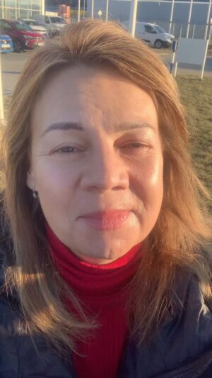 Martina Randová Instagram - To je tak,když vás v lednu 2024 chytne policie a oznámí vám nečekanou novinku…….. a zachrání vás @smazik_kladno. Je to opravdu ten nejlepší Autosalon. Nezažila jsem profesionálnější a lidštější přístup k zákazníkovi. ❤️
