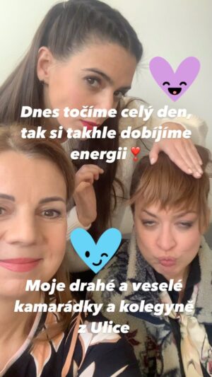 Martina Randová Instagram - Je nám spolu prostě dobře. ❤️❤️❤️ Přeji vám,ať máte taky tak skvělé kolegy v práci a kamarády v životě. 🙌🏻🫶🏻