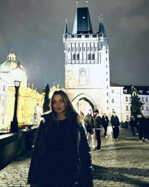 Martina Schindlerová Instagram - 🩶
#prague