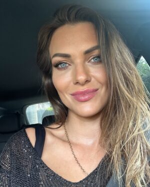 Martina Schindlerová Instagram - Lead with your heart ❤️
but take your brain with you 🧠

#mottooftheday