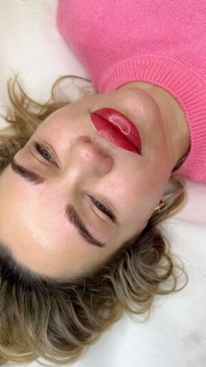 Martina Urban Instagram - Full face of permanent makeup transformation
💫Shadows hairstroks brows 
💫Philiner 
💫Philips  will heal between 40-60% lighter and softer.💋

#phicontour#pmuartist#phiacademybrankobabic#lipstick#shadowbrows