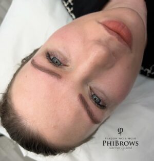 Martina Urban Instagram - Super natural Shadow hairstrok Brows 😍

Swipe to see before picture 💋

#shadowbrows❣️#phiacademybrankobabic#hairstrokemachine#browsonpoint#microblading
