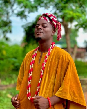 Martini Animashaun Instagram - Few hours to go 🌚🌚🌚🌚🌚