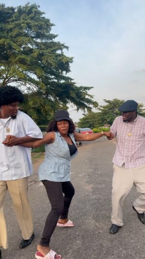 Martini Animashaun Instagram - On set of OOnile produced by @tannybee01
CC @salamirotimi
@officialmatini
Music by @teefamous