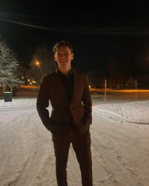 Martinus Gunnarsen Instagram - Merry Christmas to you all❤️