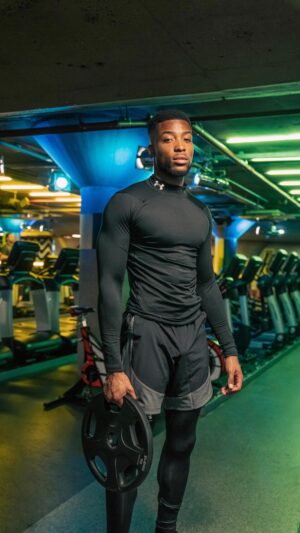 Marvin Anthony Instagram - ***Giveaway*** Amazon is giving away €500 gift cards to shop all your favourite activewear looks from @amazonfashioneu. THREE fitness lovers have the chance to win! 💪

How to Enter: 

👟 Add your favourite sportswear items to your Amazon Fashion wish list up to a value of €500.
👟 Follow @amazonfashioneu 
👟 Share the @amazonfashioneu Giveaway post on your stories, making sure to tag @amazonfashioneu and include the #UpYourGame hashtag.
👟 Giveaway starts 29 March and ends 2 April, winner selected at random and informed by DM. No purchase necessary, participating countries France, Germany, Spain, Italy, UK, 18  only.

Full T&Cs in bio @amazonfashioneu

Good luck! 

#UpYourGameGiveaway #AmazonFashionEU
#AD