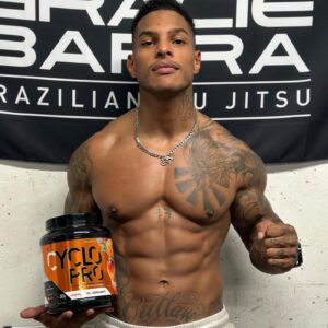 Marvin Tillière Instagram - LE MEILLEUR INTRA-WORKOUT ! 🔥

GLUCIDES RAPIDES Cluster Dextrin 🍯
BCAA VEGAN AminoFerm 🌱
GLUTAMINE Kyowa 🩸
COMPLEXE HYDRATATION Osmovol  💦

CYCLO PRO est la formule intra-entraînement PARFAITE pour les athlètes grâce à sa grande solubilité et à sa rapidité pour atteindre la circulation sanguine. 🩸

Les taux de glucose restent élevés dans le sang et conviennent parfaitement aux activités intensives ou d'endurance. 📈

CYCLO PRO assure la reconstitution des minéraux pendant le processus de réhydratation, ce qui évite les carences en sodium (ce qui n’est pas le cas avec les boissons isotoniques courantes). 💦

CYCLO PRO est très rapidement assimilé, l'énergie provenant de ces glucides atteint les muscles quasiment instantanément et de manière soutenue.

CYCLO PRO fournit les ingrédients parfaits pour générer une formule unique qui vous donnera un produit de haute performance, pendant ou après votre séance d’entraînement, pour favoriser une réduction de la fatigue et un apport énergétique prolongé ou pour améliorer la santé musculaire et la récupération énergétique de la meilleure qualité. 💪