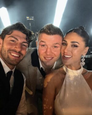 Marvin Vettori Instagram - Orgoglioso di te fratello ❤️
@ignaziomoser @chechurodriguez_real 🥂