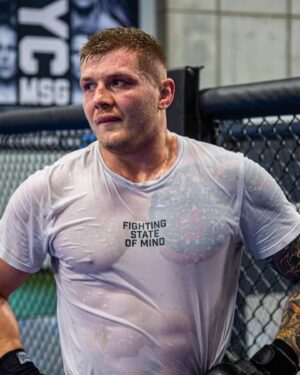 Marvin Vettori Instagram - Fighting state of mind 🦍🇮🇹 
#theitaliandream