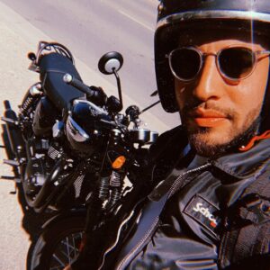 Marwan Berreni Instagram - Ride.
•
•
Merci @triumph.france et @schottnyc_europe 🙌🔥