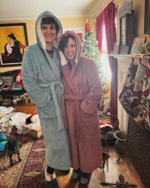 Mary Chieffo Instagram - ✨🎄a very special Christmas🎄✨

#tbt #christmas #family #love