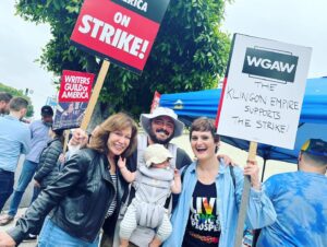 Mary Chieffo Instagram - “wa’ Dol nIvDaq matay’DI’ maQap”

“We succeed together in a greater whole.” 

— Klingon proverb 

Amazing #StarTrek & #SAGAFTRA solidarity yesterday with the #WGAStrike at Paramount Studios! 

#wgastrong #solidarity #startrekdiscovery #klingon #LLAP #representationmatters #IDIC