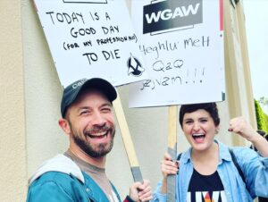 Mary Chieffo Instagram - “wa’ Dol nIvDaq matay’DI’ maQap”

“We succeed together in a greater whole.” 

— Klingon proverb 

Amazing #StarTrek & #SAGAFTRA solidarity yesterday with the #WGAStrike at Paramount Studios! 

#wgastrong #solidarity #startrekdiscovery #klingon #LLAP #representationmatters #IDIC
